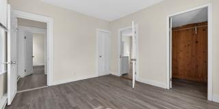 27 Beacon Street Gallery 15