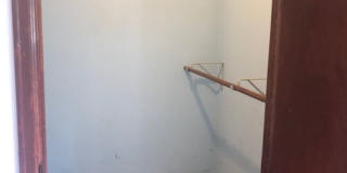 Roomy 3 bed/2 bath house with yard Gallery 10