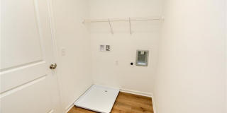 98 Brewster Drive Gallery 14