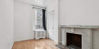 1225 SPRUCE Street Gallery 10