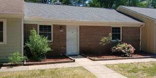 Clean 2BR/2BA Townhome in Garner Near White Oak & I-40 Gallery 1
