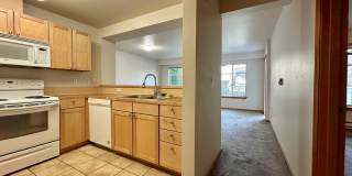 Varsity II Apartments Gallery 1