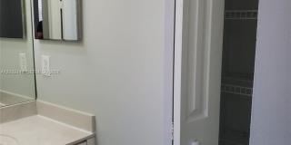 2242 NE 42nd Cir Gallery 20
