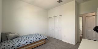 4402 Longwood Lake Square Gallery 29