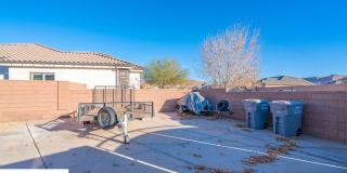 Stunning 2 Bedroom Fully Furnished Home. Community Pool & Mini Golf! Gallery 78