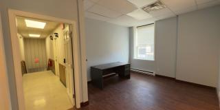 38 Glen Avenue Gallery 1