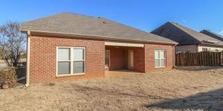 Gorgeous Corner-Lot Home in Canebrake Club – Lawn Care Included Gallery 30