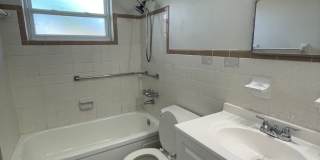 2 Bed/1 Bath Single-family Home-- AVAILABLE NOW! Gallery 14