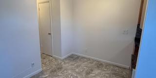 201 S J Street Gallery 10