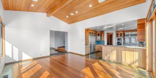 4 Bed, 5 bath home with stunning ocean views located in Malibu hills Gallery 13