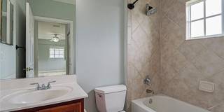 524 7th Square Gallery 22