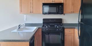 2 Bedroom in the Heart of Poulsbo Gallery 1