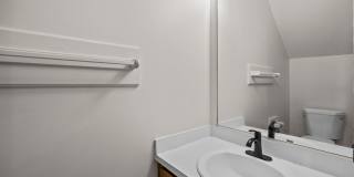 Charming 2 Bed, 2.5 Bath Townhouse for Rent in Virginia Beach! Gallery 12