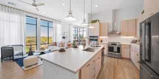 Residences Kierland Gallery 60