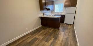 Wonderful Gated Downstairs Apartment Gallery 1