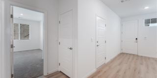 6217 Seastrand Street Gallery 5
