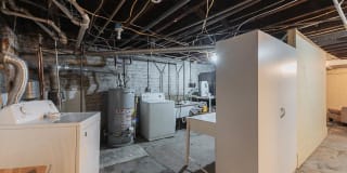 7 North Allen Avenue Gallery 13