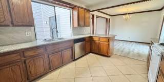 3 Bed 2 bath! Gallery 26