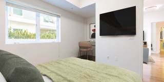 Next on Sixth Gallery 29