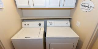 LOVELY SINGLE LEVEL 3 BEDROOM W/DEN 2 BATH PEORIA HOME VERY CLEAN! Gallery 7