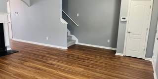 End unit 3 story townhome! Great location, large deck, swimming/tennis/playground, large rooms, must see! Gallery 6