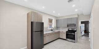 345 Walnut St Gallery 25