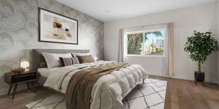 1745 S Barrington Ave Gallery 10