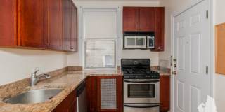1950 West Leland Ave. Gallery 3