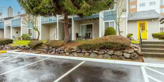 The Seasons Apartments Gallery 31