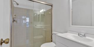 Beautiful 2/2 Condo close to the Orlando International Airport. 1st floor. Gallery 14