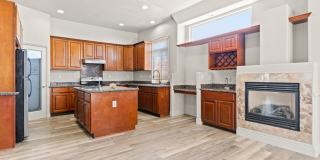 Grand 4-Bedroom San Leandro Home w/ Custom Upgrades Grand 4-Bedroom San Leandro Home w/ Custom Upgrades Gallery 15