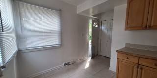 Cozy Four Bedroom Bungalow Cozy Four Bedroom Bungalow Gallery 4