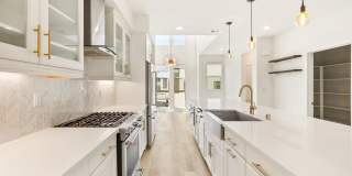 Gorgeous 4 Story Townhome Available in the Highly Desired 17 West Community! Gallery 13