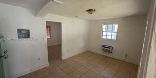7305 NW 17th Ct Gallery 3