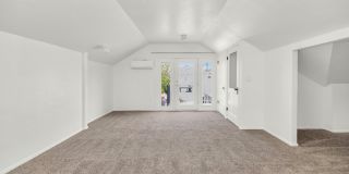 114 W Windsor Avenue Gallery 18