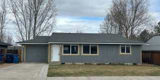 Remodeled 2 Bedroom / 2 Bathroom home in SW Redmond Gallery 1