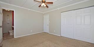 Large 4 bedroom 3bath Home in Colorado Springs Gallery 10