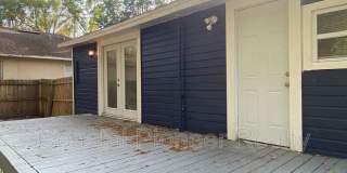 8105 N 12th Street Gallery 12