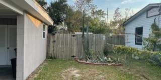 10412 SKYCREST Drive N Gallery 4