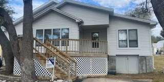 Cozy & Economical Unit in The Cove w/Waterfront Views of Massalina Bayou & Marina! Gallery 1