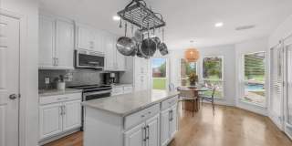 Luxury Lease on 1+ Acre with Saltwater Pool & Workshop in Ponder ISD! Gallery 15