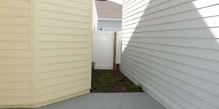 Beautiful Sorrento Townhome! Gallery 18