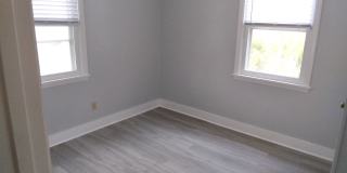Walk to the Beach, 2 Bedroom, 1 Bath, Unfurnished Condo, Utilities Included! Gallery 10