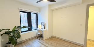 1335 W Estes Avenue Gallery 20