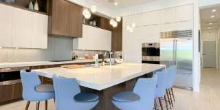 ** YOU WANT LUXURY AT ITS FINEST**ABSOLUTELY STUNNING ENTERTAINMENT 4\5 MOORINGS HOME ** Gallery 55