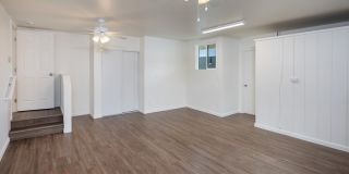 2133 Metcalf Street Gallery 18