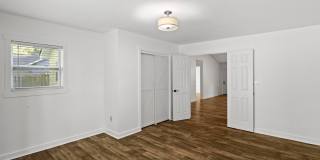 3 Bedroom Home in Wilmington with a fenced yard and garage! Gallery 10