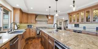 5348 Doris Way Gallery 11