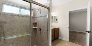 Gorgeous remodeled 3-bedroom, 2.5 bath home in Hillcrest Gallery 16