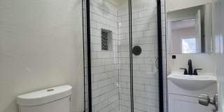 Beautifully Renovated 3BR Home Near Lakeland's Medical District Gallery 7